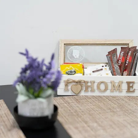 Апартаменты Golden Corner 4 - Sweet Escape *