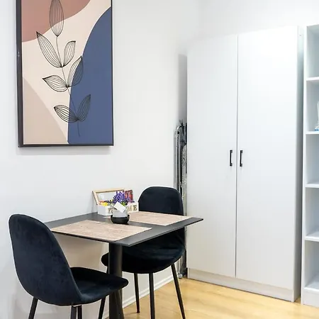 Golden Corner 4 - Sweet Escape Appartement Tirana